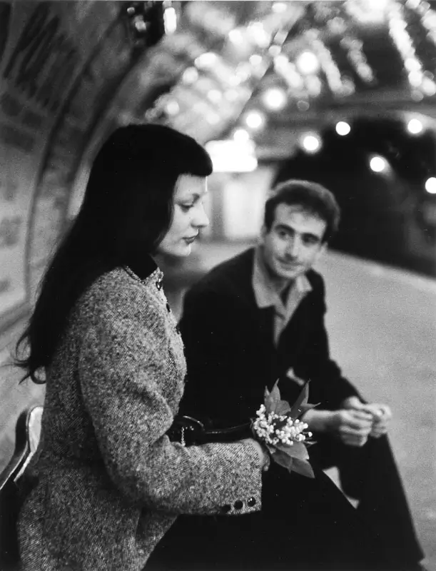 Le muguet du Metro - Robert Doisneau